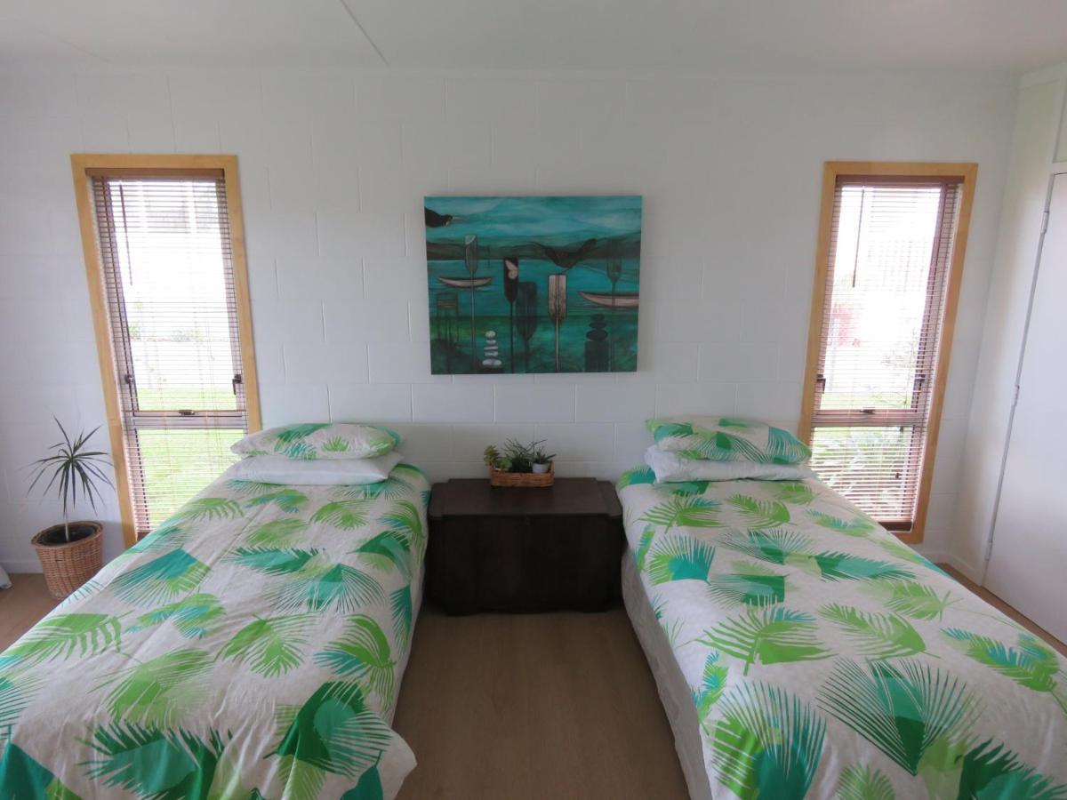 Hotel Pohutukawa Bach à Whangarei Extérieur photo